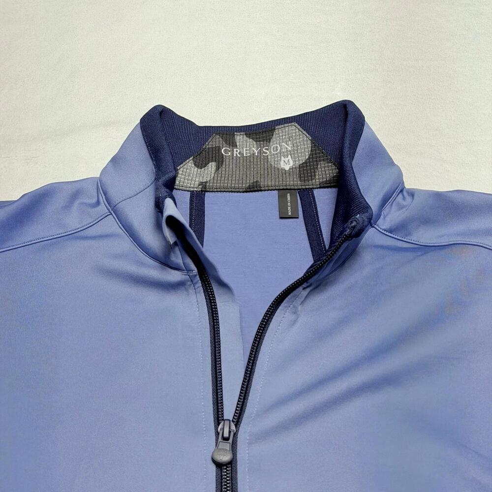 NWOT Greyson Clothiers Golf Vest Mens Medium Periwinkle Blue Full Zip Gilet Wolf